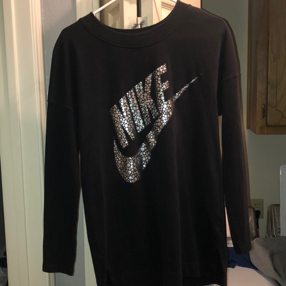 Brand new black sweater Nike women’s small